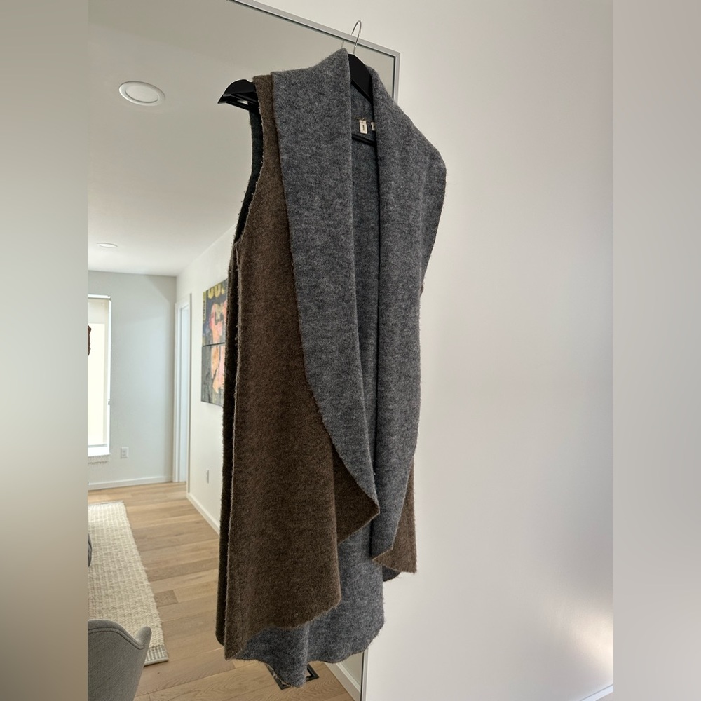 Moth vest